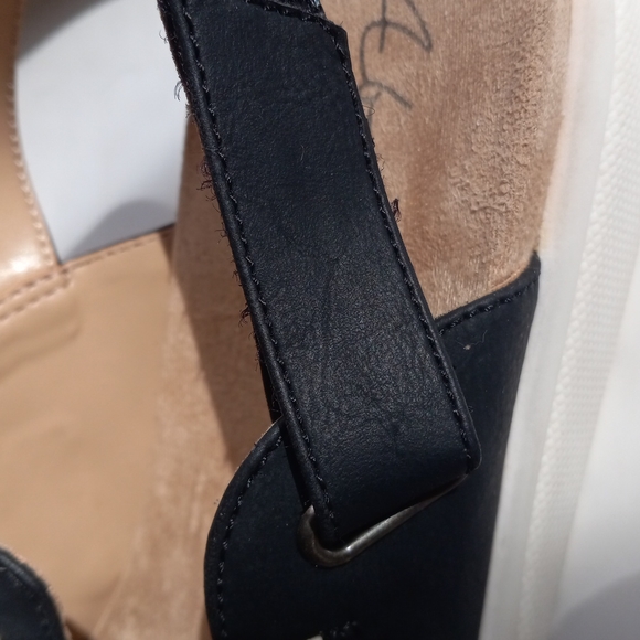 MEMORY FOAM SANDALS - Picture 6 of 6